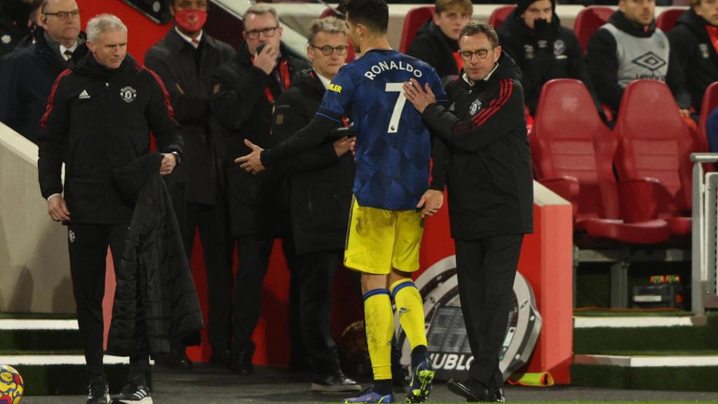 Cristiano Ronaldo, enfadado tras ser cambiado por Ralf Rangnick