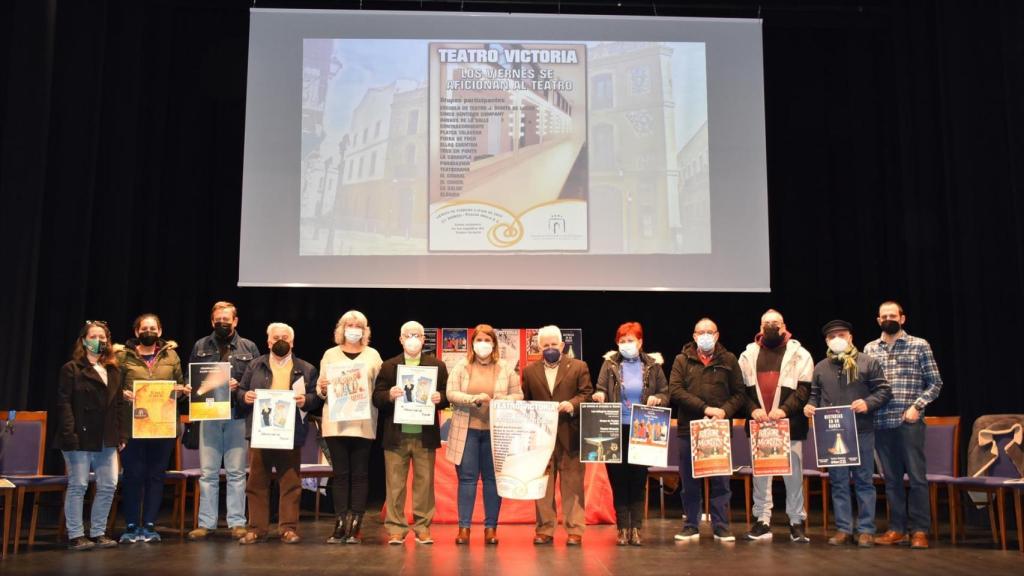 Presentación de la edición de 2022 de 'Los viernes se aficionan al teatro' en Talavera de la Reina