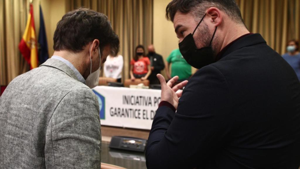 Jaume Asens (Unidas Podemos) y Gabriel Rufián (ERC) en el Congreso de los Diputados.