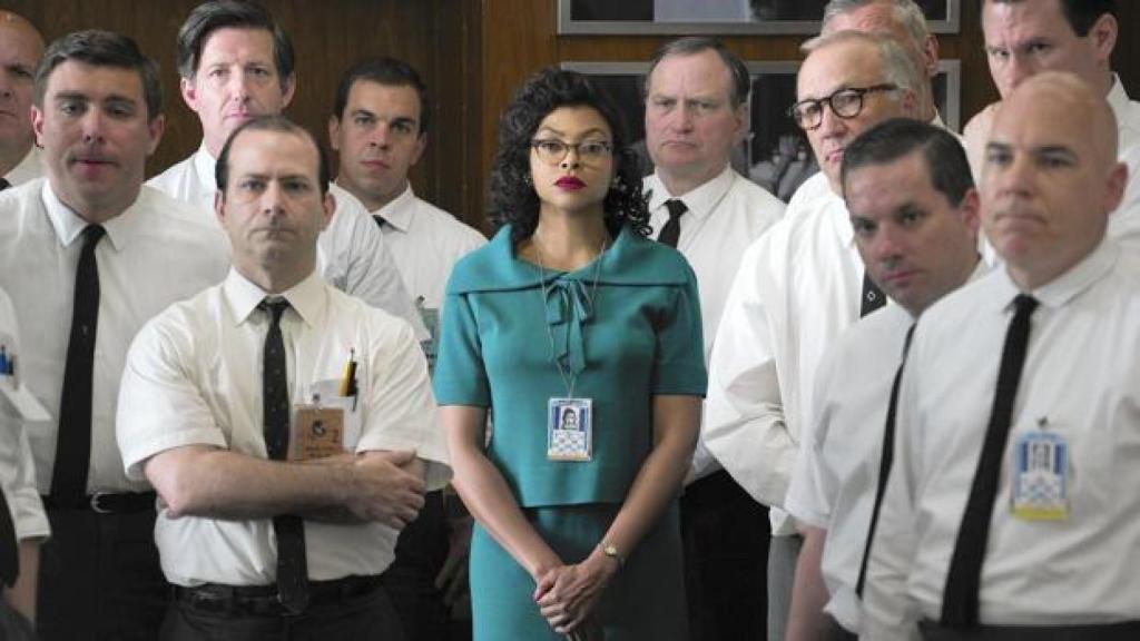 Taraji P. Henson caracterizada como Katherine G. Johnson en una escena de 'Figuras ocultas'.