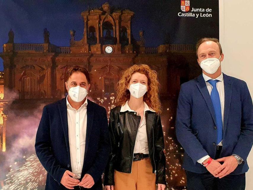 Firma del convenio entre el Ayuntamiento de Salamanca y Movelia