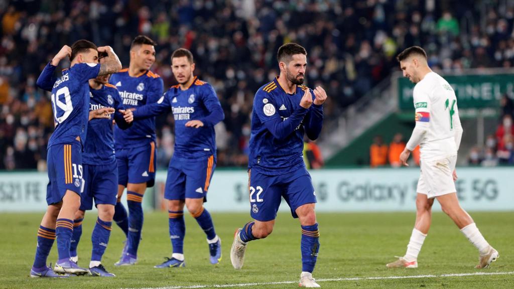Isco Alarcón celebrando un gol ante el Elche en la Copa del Rey