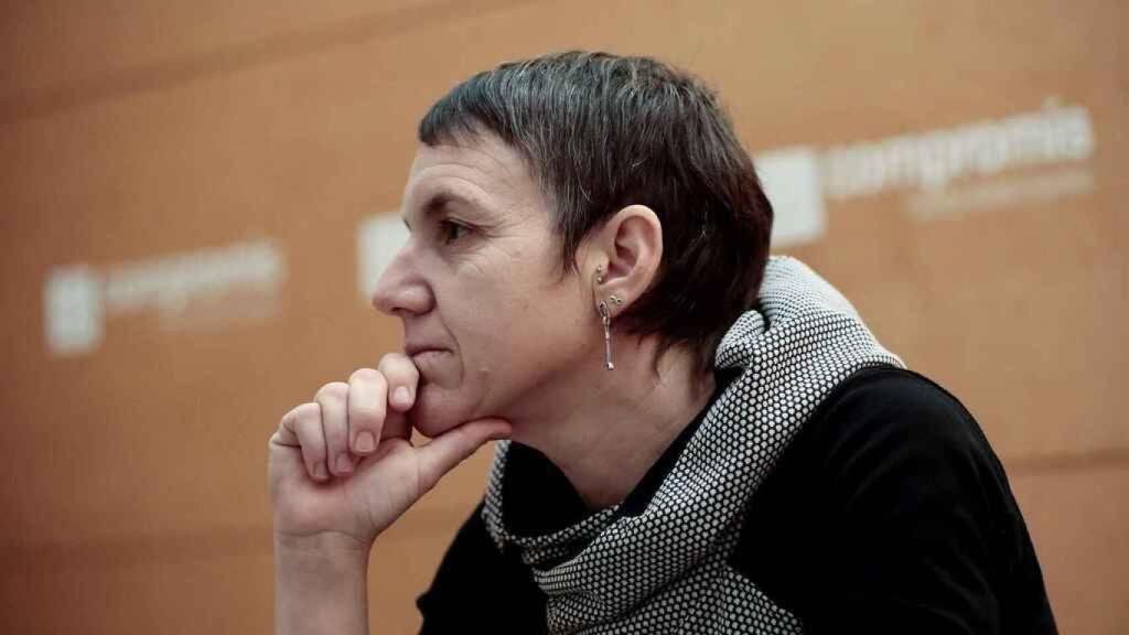 La nueva portavoz de Compromís, Papi Robles, en las Cortes Valencianas.