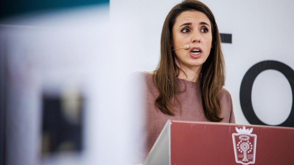 La ministra de Igualdad, Irene Montero, en el Colegio de Abogados de Madrid.