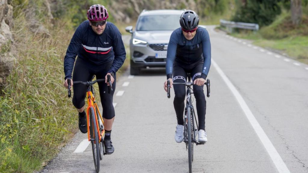 Adelantamiento a ciclistas