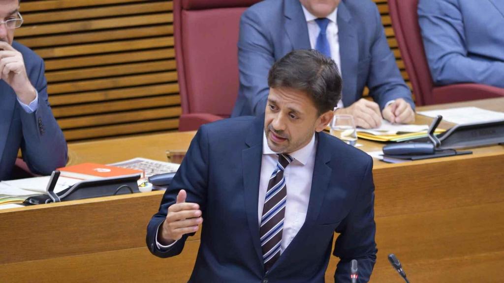 El portavoz de Sanidad del PP en las Cortes, José Juan Zaplana.