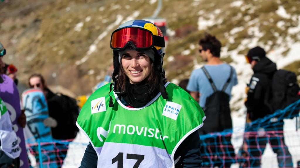 Queralt Castellet sonriente tras una prueba