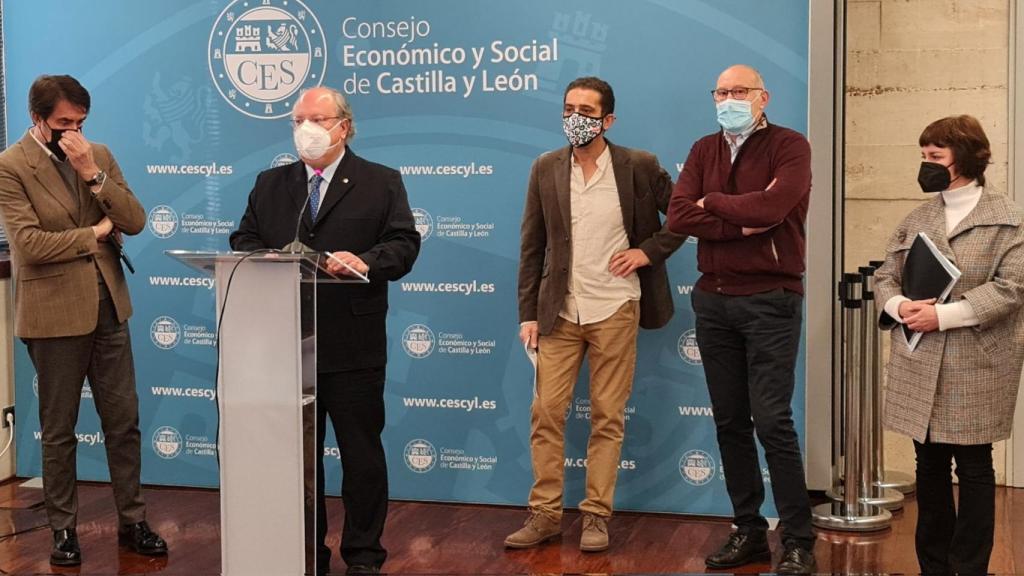 El presidente del CES, Enrique Cabero