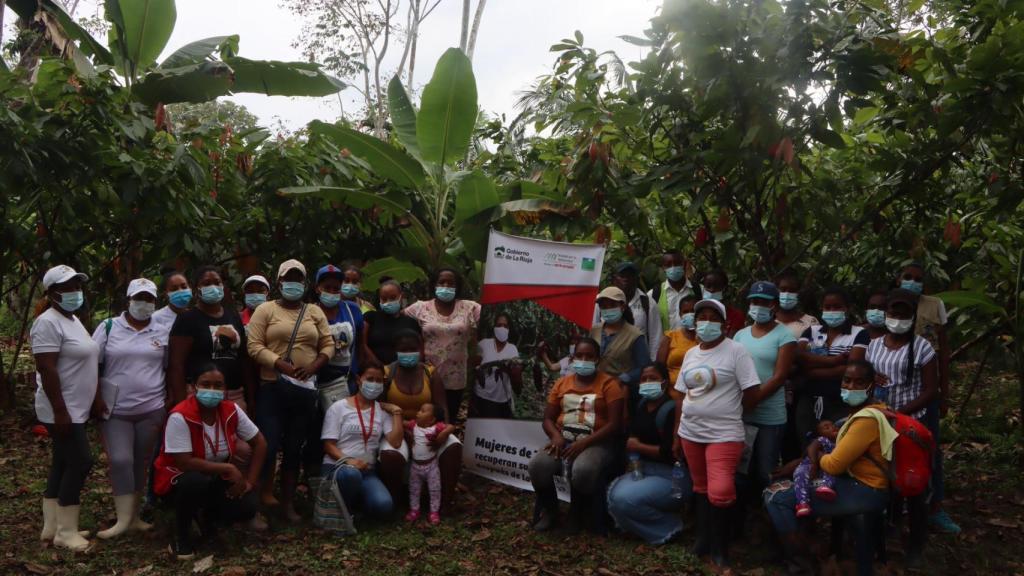 Mujeres que se han formado con Alianza por la Solidaridad.