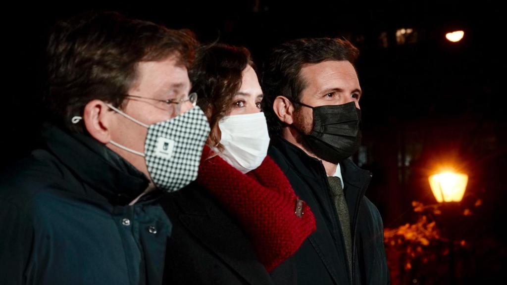 José Luis Martínez-Almeida, Isabel Díaz Ayuso y Pablo Casado, en el homenaje a Gregorio Ordóñez en Madrid.