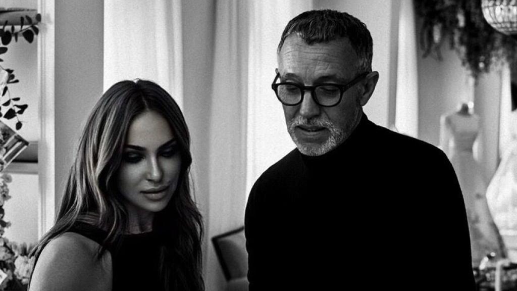 El diseñador Fernando Claro y su hija Beatriz en su atelier.