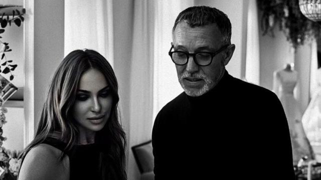 El diseñador Fernando Claro y su hija Beatriz en su atelier.