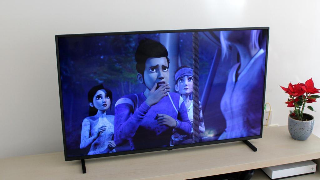 Televisor JX800 Panasonic.