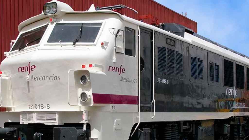 Tren de mercancías de Renfe.