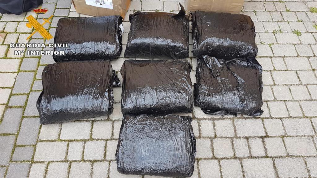 Imagen de la marihuana incautada por la Guardia Civil