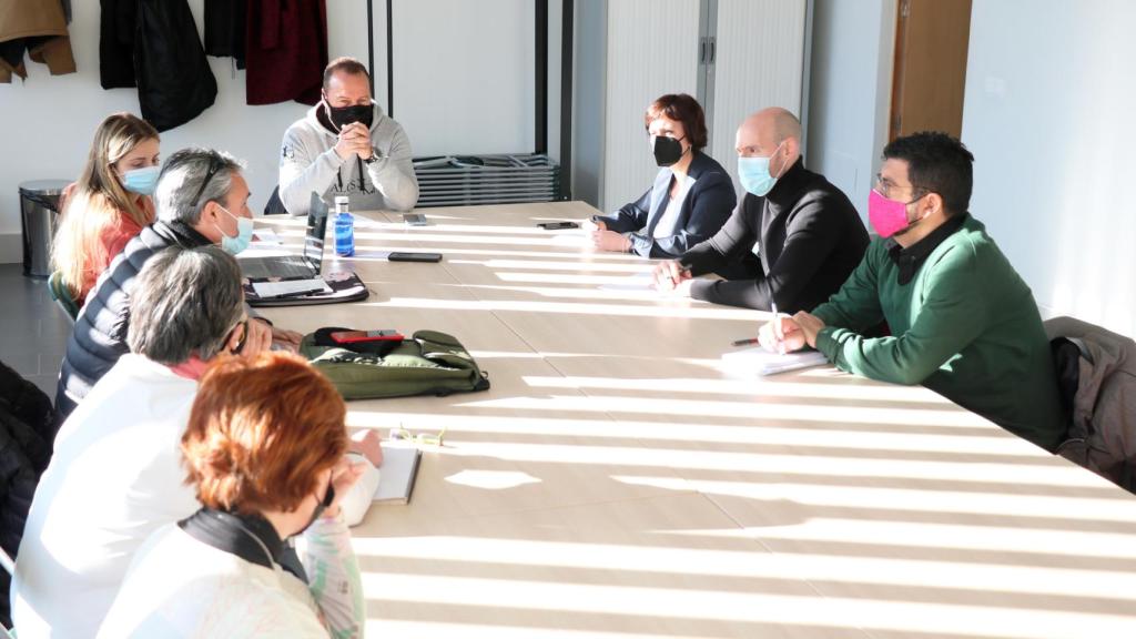 Reunión de los candidatos de UP con Pajarillos Educa