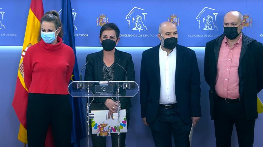 Mireia Vehí (CUP), Mertxe Aixpurua (EH Bildu), Jordi Salvador (ERC) y Néstor Rego (BNG).