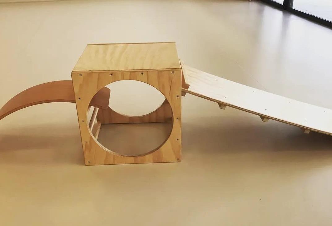 Uno de los juegos de Ismael Cambón (Cedida).