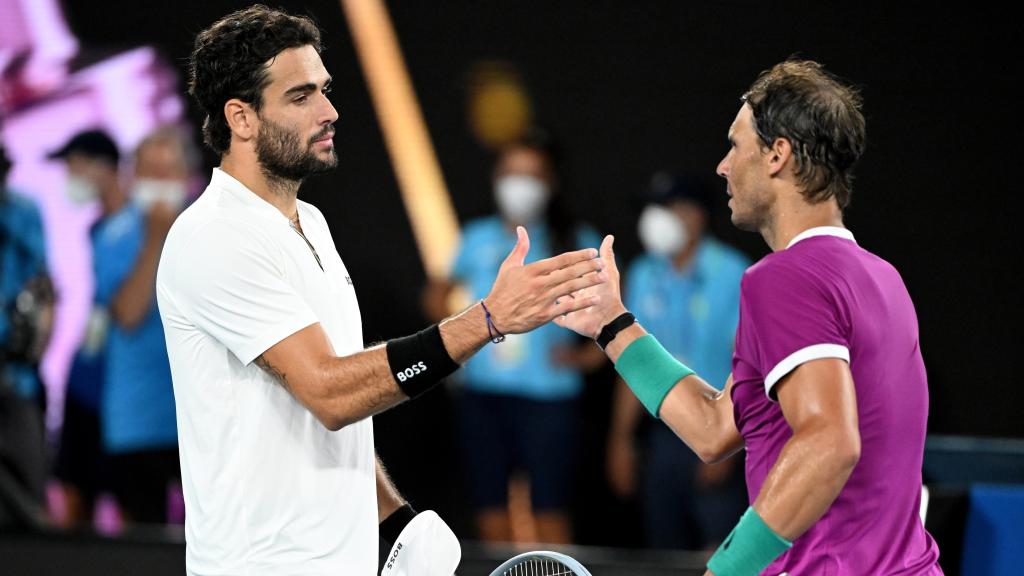 Matteo Berrettini y Rafa Nadal, tras el partido