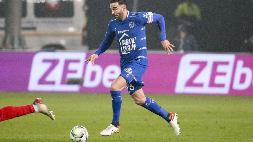 Adil Rami, en un partido del Troyes