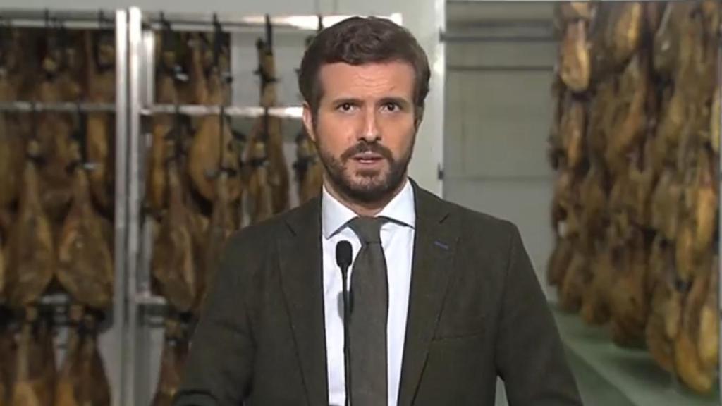 Pablo Casado en su comparecencia este lunes ante los medios.