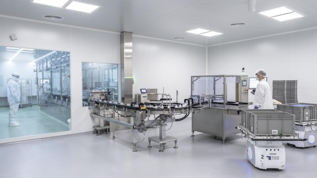 Imagenes de las instalaciones de la farmacéutica Hipra. EP.