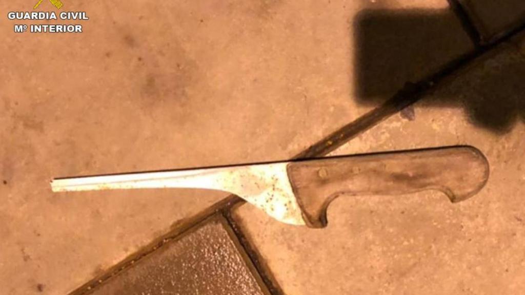Cuchillo presuntamente utilizado en los atracos.