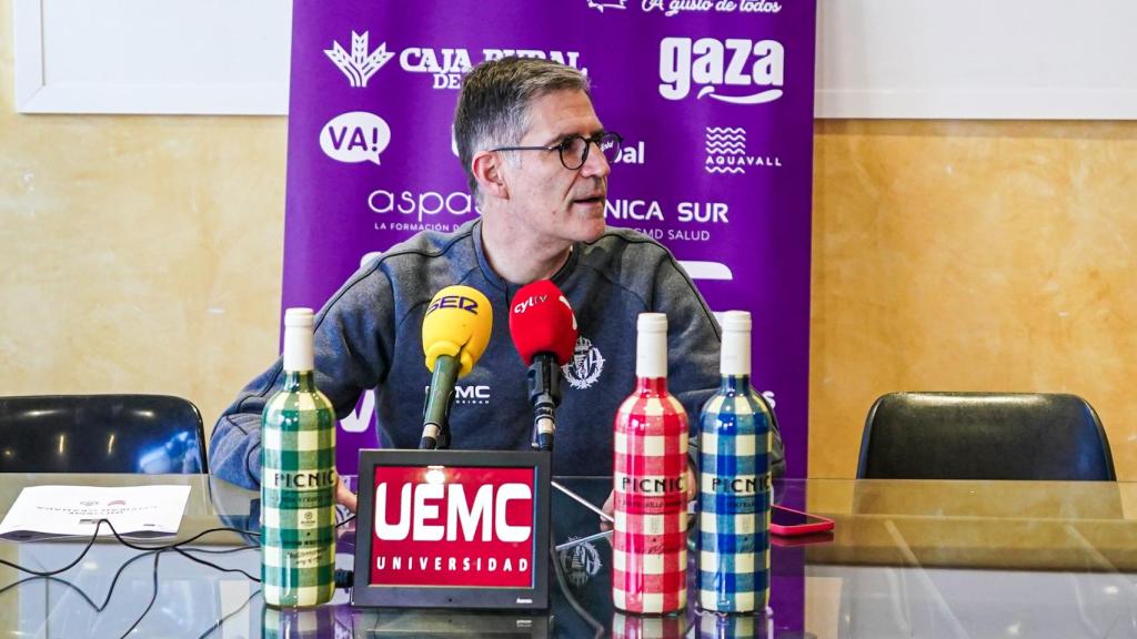 Roberto González, entrenador del UEMC Real Valladolid
