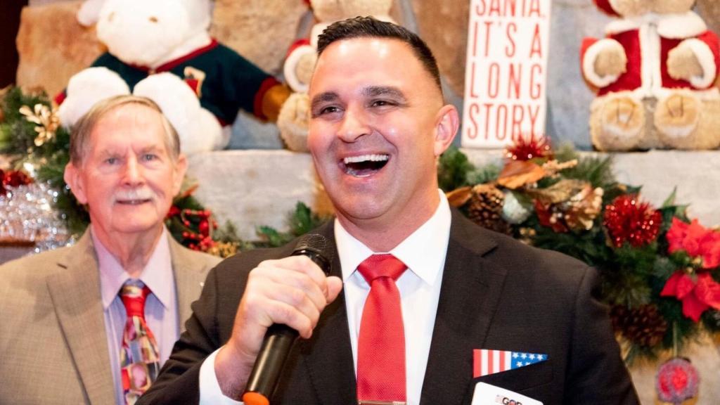 El candidato republicano, Garrett Soldano.