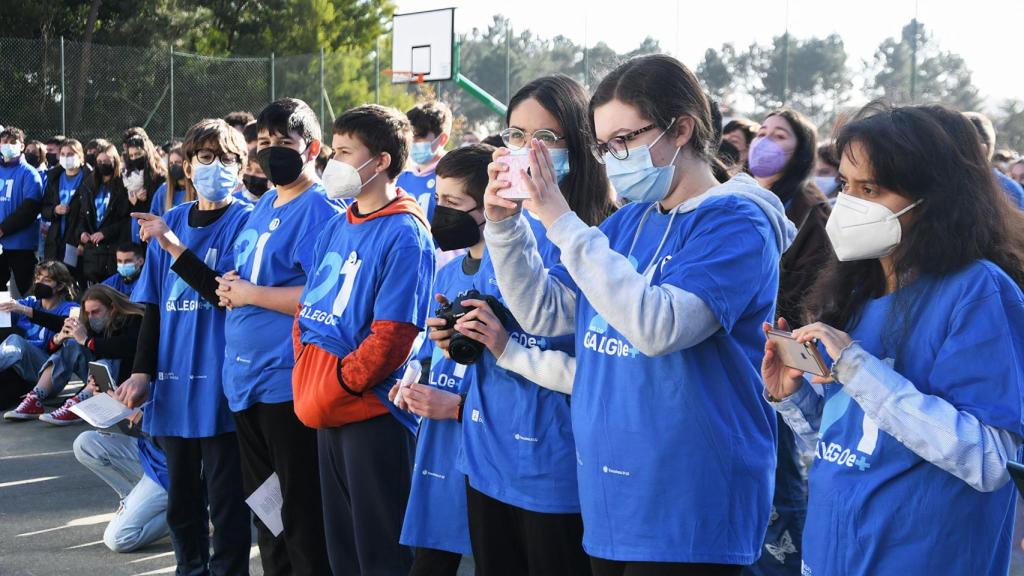 Alumnos del IES David Buján durante el inicio de la iniciativa.