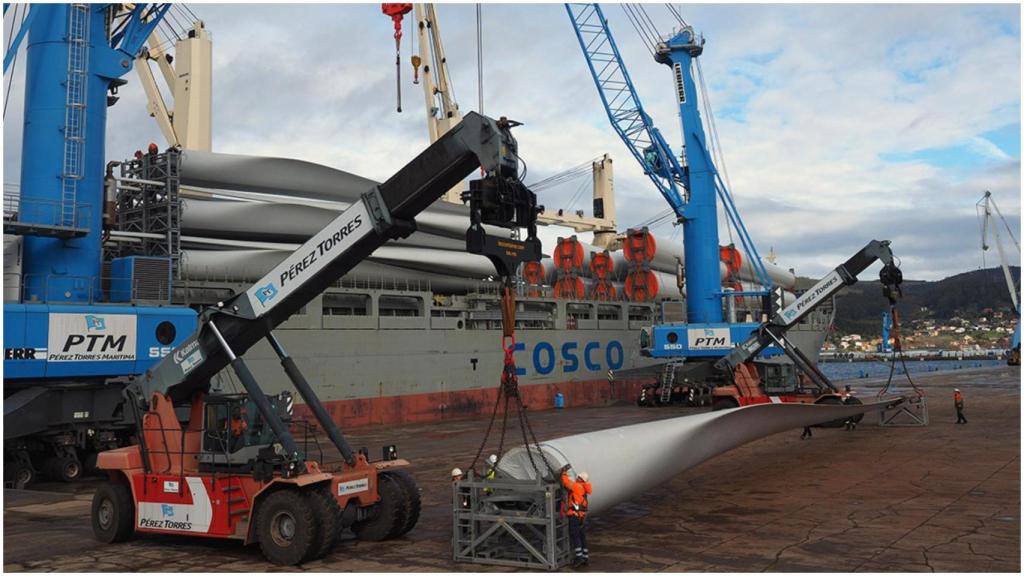 Transporte de componentes eólicos desde Ferrol.