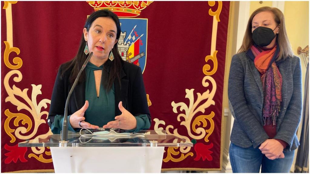 Martínez Montero presentó el proyecto.