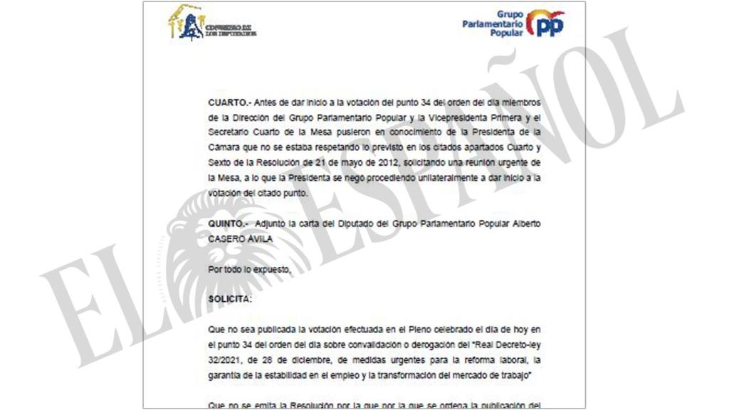 Escrito presentado por la portavoz del Grupo Popular a las 22:36 horas de ayer./