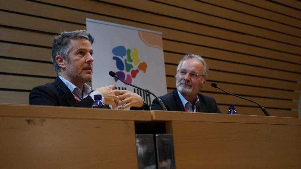 Vincent Rosso y De Jong en un momento de su ponencia como unicornios de startups