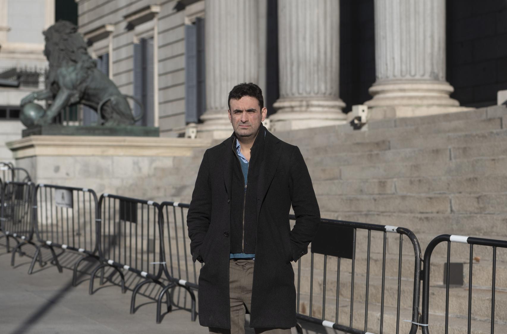 El psiquiatra Miguel Hurtado, este martes ante el Congreso de los Diputados, al que reclama una Comisión de la Verdad.