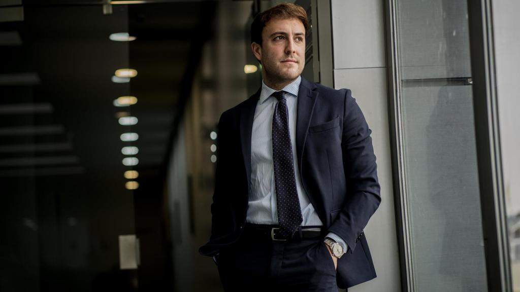 El juez Francisco Artillo, en el juzgado en Huelva.