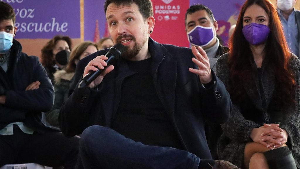 Pablo Iglesias y Pablo Fernández participan en el acto 'Corrupción política y propaganda institucional' en León