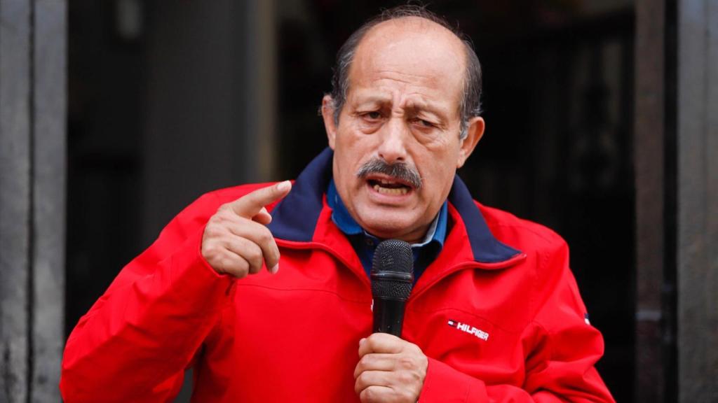 El primer ministro de Perú, Héctor Valer.