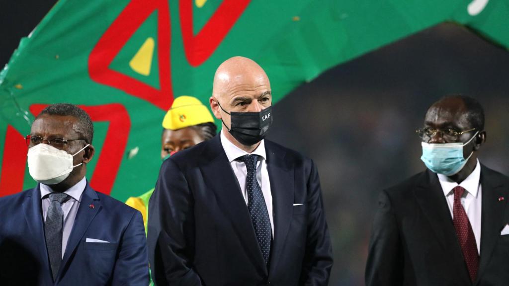 Gianni Infantino, durante la ceremonia de entrega de medallas de la Copa de África.