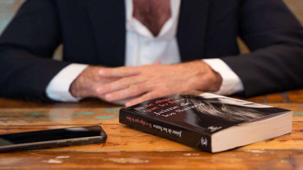 La primera novela de Jaime de los Santos, 'Si te digo que lo hice', la protagoniza una mujer; su 'alter ego'.