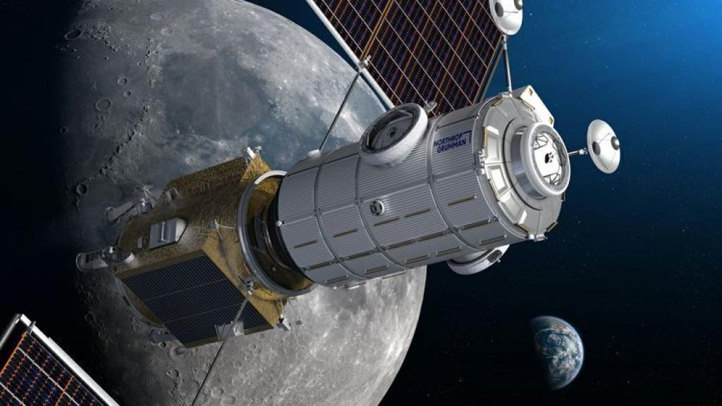 PPE (izquierda) junto con el módulo HALO (derecha)