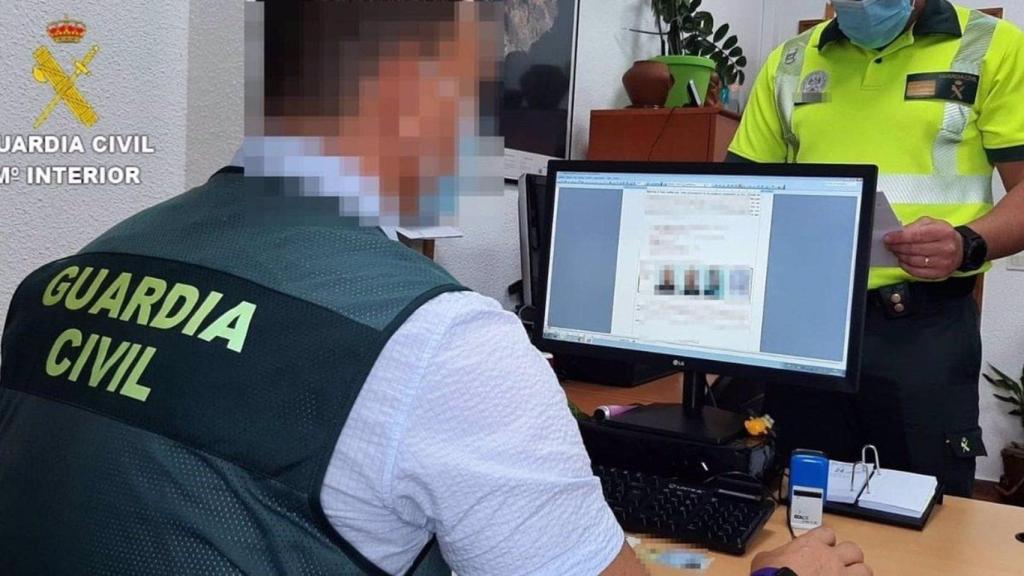 Detenido por suplantar la identidad de un vecino de A Coruña en el examen de conducir