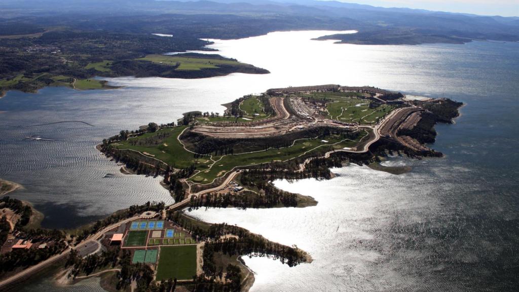 Hotel Husa Golf Valdecañas.