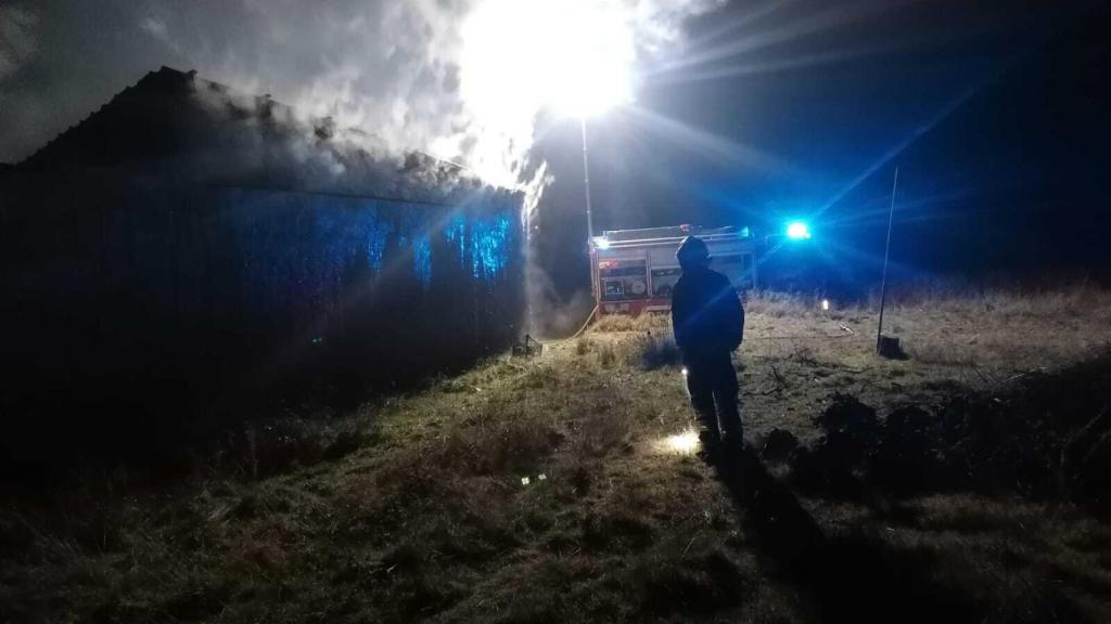 Incendio en una nave agrícola de Litos