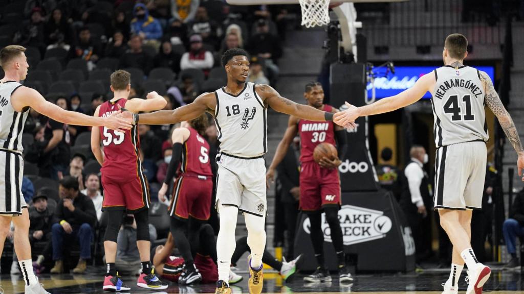 Juancho Hernangómez durante un partido con los San Antonio Spurs