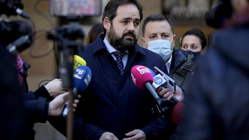 Núñez se fija en Ayuso y Moreno para trazar su modelo para Castilla-La Mancha