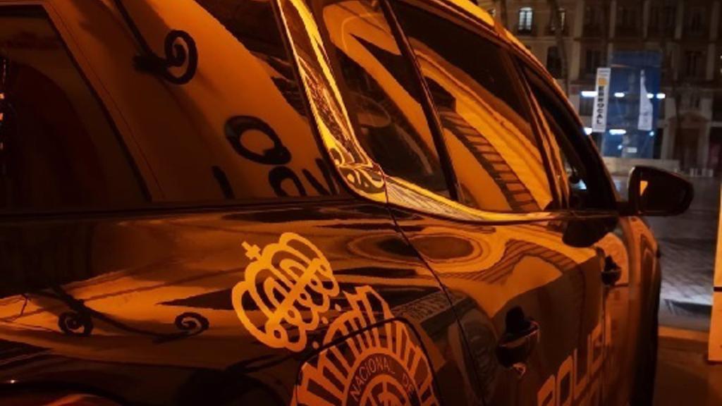 Un coche de la Policía Nacional en Málaga.