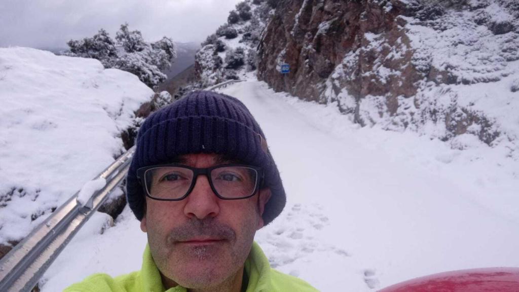 Sergio trabaja de quitanieves.