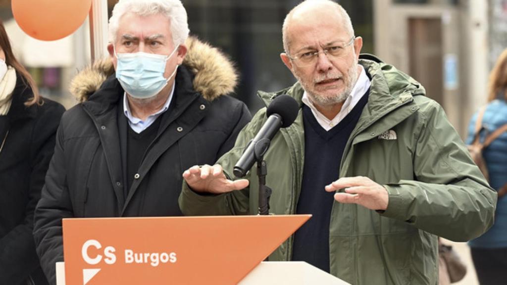 Ricardo Ordóñez / ICAL . El candidato de Ciudadanos a la presidencia de la Junta de Castilla y León, Francisco Igea, visita Burgos