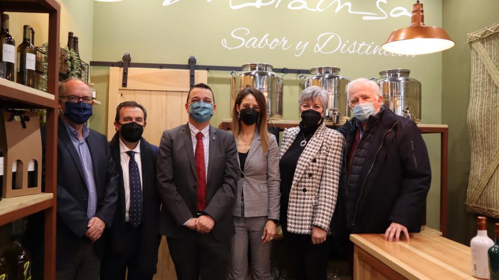 Visita oficial del consejero de Agricultura de Castilla-La Mancha, Francisco Martínez Arroyo